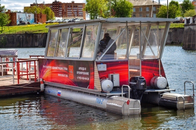 Покоряй речные просторы! Речной трамвайчик со скидкой 50%! Покоряй речные просторы! Речной трамвайчик со скидкой 50%!