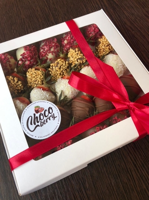 Клубничные букеты 