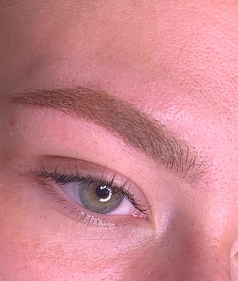 Перманентный макияж, биоэпиляция, брови со скидкой до 50% от студии «INESSA.PM»!