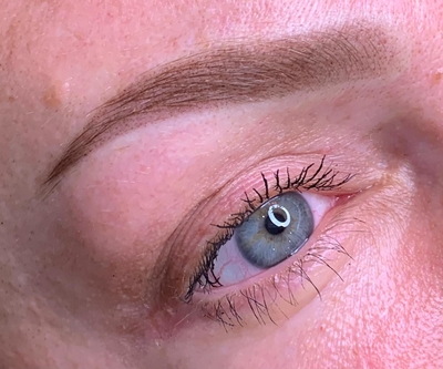 Перманентный макияж, биоэпиляция, брови со скидкой до 50% от студии «INESSA.PM»!