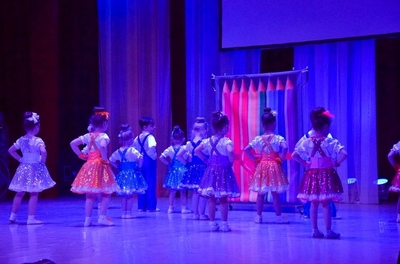 Танцевальная студия «INSIDE» дарит скидки 50% на абонементы для взрослых и детей! Танцевальная студия «INSIDE» дарит скидки 50% на абонементы для взрослых и детей!