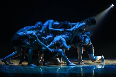 Танцевальная студия «INSIDE» дарит скидки 50% на абонементы для взрослых и детей! Танцевальная студия «INSIDE» дарит скидки 50% на абонементы для взрослых и детей!