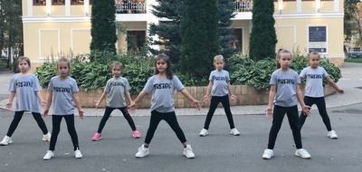 Танцевальная студия «INSIDE» дарит скидки 50% на абонементы для взрослых и детей! Танцевальная студия «INSIDE» дарит скидки 50% на абонементы для взрослых и детей!