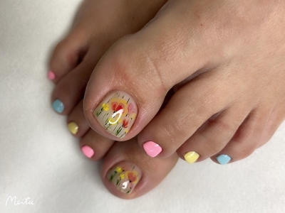 Идеальные реснички, брови, ногти со скидкой до 63% в студии красоты «Royal»!