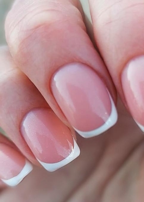 В салоне красоты «Венера» Вам сделают шикарное окрашивание, красивые ногти, брови и прическу со скидкой до 57%!