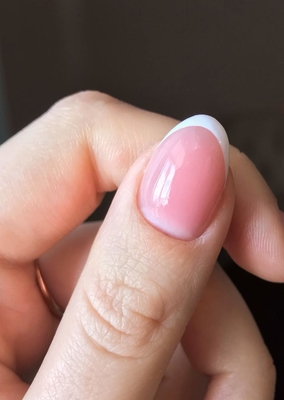 В салоне красоты «Венера» Вам сделают шикарное окрашивание, красивые ногти, брови и прическу со скидкой до 57%!