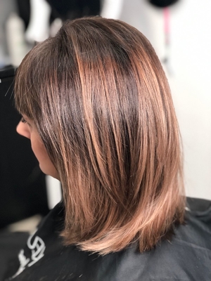 Окрашивания и стрижки от мастерской красоты Наташи Свечниковой со скидками до 30%! Окрашивания и стрижки от мастерской красоты Наташи Свечниковой со скидками до 30%!