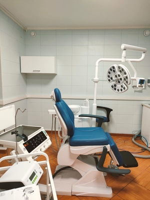 Любуйтесь своей улыбкой! Центр стоматологии «ART DENTIS» предоставляет скидку до 58%!