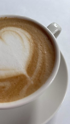 Вкусное предложение от кафе «Лампа» со скидкой до 50%!