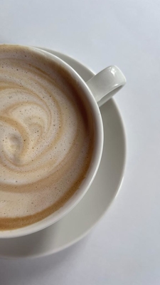 Вкусное предложение от кафе «Лампа» со скидкой до 50%!