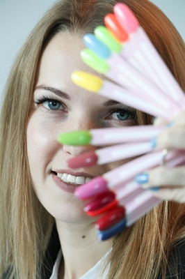 Smart-педикюр и маникюр в салоне «Krasotka.prof71» со скидкой 60%!