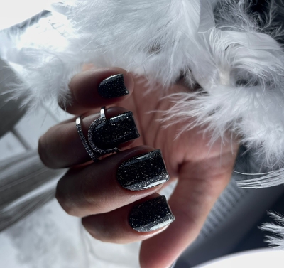 Маникюр, педикюр и обучение в студии «Royal Nails» со скидкой до 50% Маникюр, педикюр и обучение в студии «Royal Nails» со скидкой до 50%