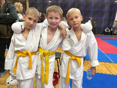 Занятия в академии каратэ «BLACK BELT» со скидкой 75%!