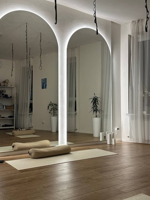 Групповые тренировки со скидкой до 100% — зарядись энергией по выгодной цене в студии души и тела «BASIS»!