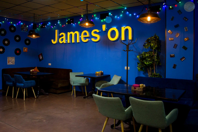 Гастрономические шедевры от крутого шеф-повара и акция 1+1 на коктейли в «James`on bar»!