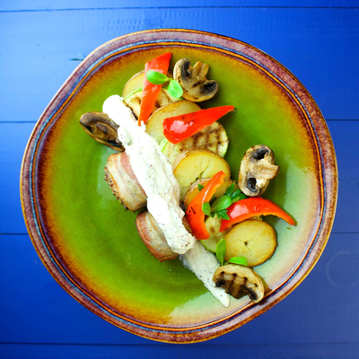 Гастрономические шедевры от крутого шеф-повара и акция 1+1 на коктейли в «James`on bar»!