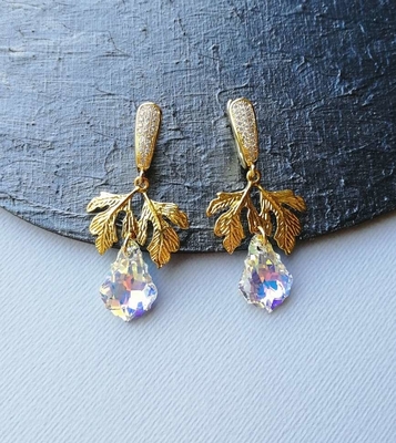 Свадебные прически, макияж, букеты