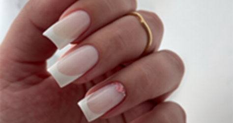 Роял Нэилс (Royal Nails ), студия маникюра