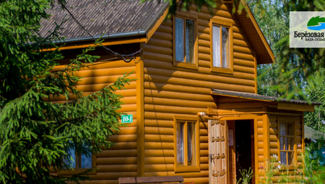 Тепло русской бани и уют деревянных домиков — Ваш идеальный отдых на базе «Берёзовая роща» со скидкой 35%