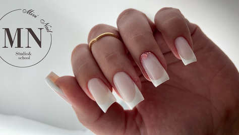 Идеальные ногти и обучение в студии маникюра «Mivi nail» со сидкой до 40%!